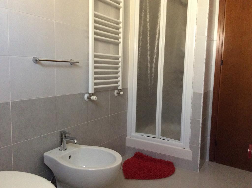 L'Orchidea Di Ale Bed & Breakfast Тиволи Терме Екстериор снимка